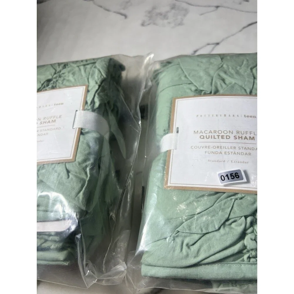 NEW Pottery Barn Teen full Queen Macaroon Ruffle Quilt & 2 standard shams Green